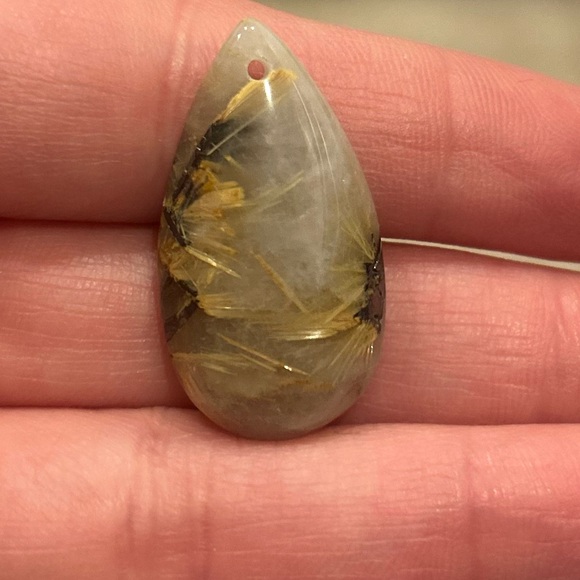 Golden rutile star 🌟 with hematite inclusions Elegant Teardrop Pendant - Picture 6 of 12